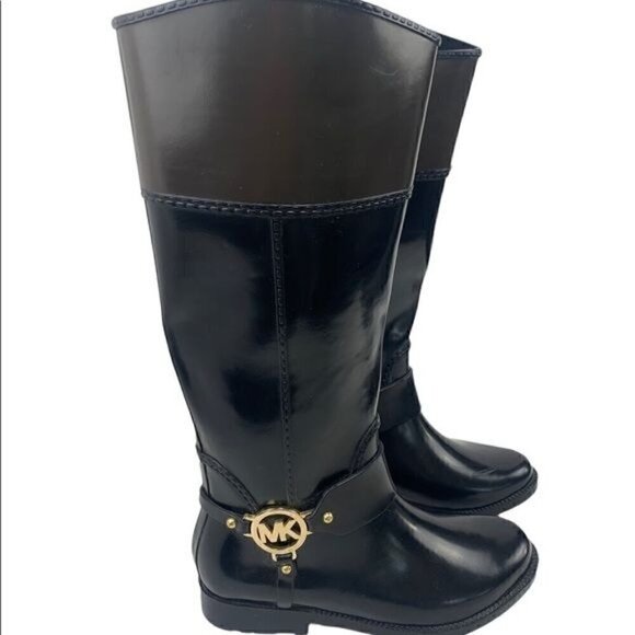 Michael Kors Fulton Harness Glossy Rubber Boots w/Gold Logo Black/Brown, Size 6 - Picture 3 of 11